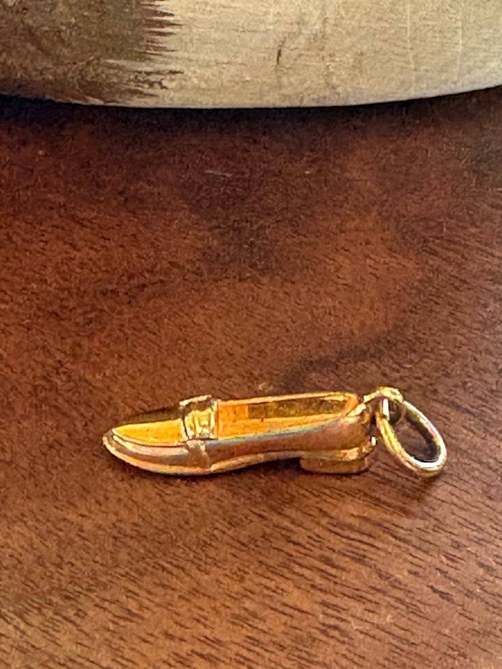 Etienne Aigner vintage gold-tone loafer shoe charm Aigner symbol on the bottom